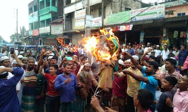 সুইডেনে কোরআন পোড়ানোর প্রতিবাদে লালমোহনে বিক্ষোভ