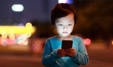 চীনে রাতে ইন্টারনেট ব্যবহার করতে পারবে না শিশুরা