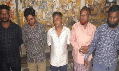 বরকত বাড়াতে ‘ফু’ দেওয়ার ব্যবসা ছিল তাদের