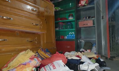 লালমোহনে স্ত্রীর বিরুদ্ধে প্রতিবন্ধী স্বামীর টাকা-অলংকার নিয়ে যাওয়ার অভিযোগ