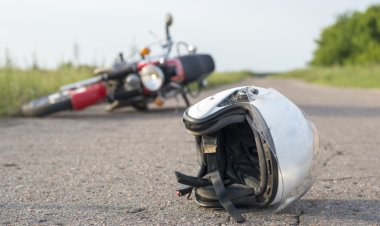 চরফ্যাশনে হঠাৎ বৃষ্টিতে মোটরসাইকেলের নিয়ন্ত্রণ হারিয়ে দুই বন্ধু নিহত