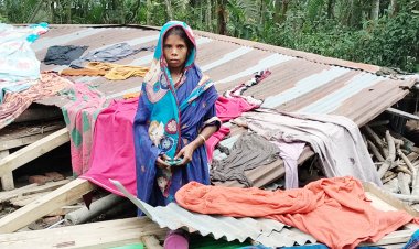 মাথা গোঁজার ঠাঁই হারিয়ে দিশেহারা রুমা