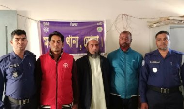 মনপুরায় পুলিশের উপর হামলা মামলায় দুই যুবলীগ নেতাসহ ভারপ্রাপ্ত চেয়ারম্যান গ্রেফতার