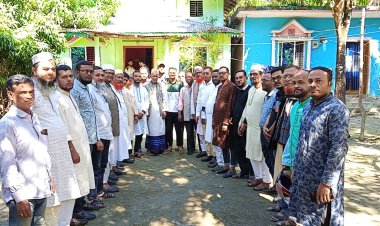 লালমোহনে অসুস্থ প্রধান শিক্ষকের পাশে মাধ্যমিক শিক্ষক সমিতি