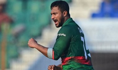 আইসিসির কাছ থেকে বিশেষ পুরস্কার পেলেন সাকিব