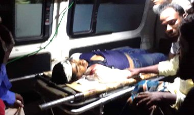 লালমোহনে সড়কে প্রাণ গেলো এসএসসি পরীক্ষার্থীর