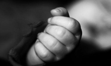 আছড়ে সন্তানকে হত্যা করলেন বাবা