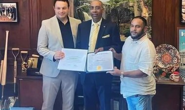 চরফ্যাশনের সাবেক এমপি নাজিমউদ্দীন আলম পেলেন আমেরিকা অ্যাওয়ার্ড