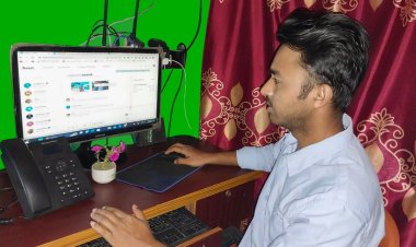 আতিকুরের মাসিক আয়  তিন লাখ টাকা