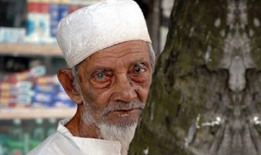 দেশের মানুষের গড় আয়ু বেড়ে ৭২.৪ বছর
