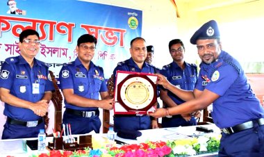 ভোলা জেলার শ্রেষ্ঠ ওসি তজুমদ্দিনের মাকসুদুর রহমান মুরাদ