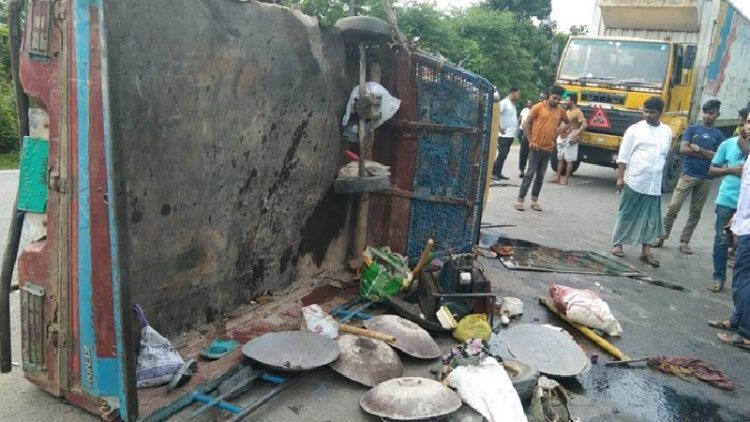ট্রাক-পিকআপ সংঘর্ষ, নিহত বেড়ে ১৫