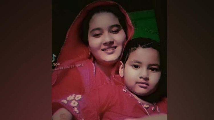 মেয়ের গলায় তার পেঁচিয়ে হত্যার পর নিজেও করেন আত্মহনন