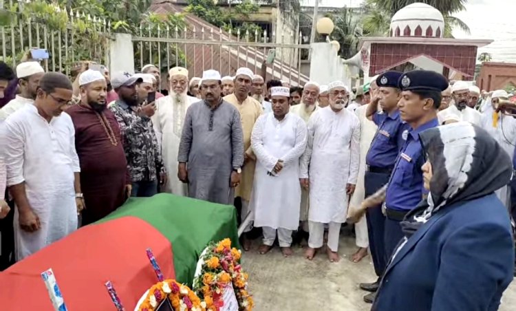 রাষ্ট্রীয় মর্যাদায় শায়িত বোরহানউদ্দিনের বীরমুক্তিযোদ্ধা সিদ্দিকুর রহমান