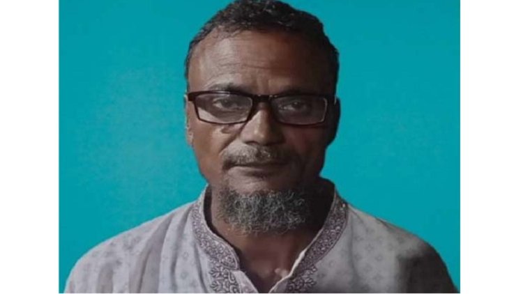 অভাবের কারণে ছোটবেলায় হয়নি পড়ালেখা, ৫৬ বছর বয়সে করলেন এসএসসি পাস