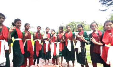 লালমোহনে মেয়েদের ফুটবল টুর্নামেন্টের ফাইনাল অনুষ্ঠিত