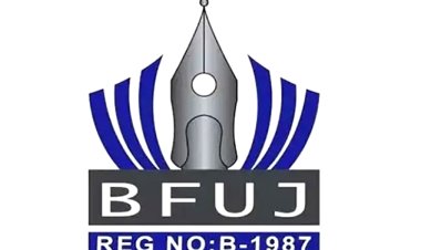 এক মাসে নিগ্রহের শিকার ৪২ সাংবাদিক