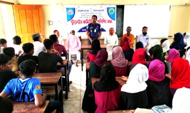 লালমোহনে স্টুডেন্টস কমিউনিটি পুলিশিং সভা