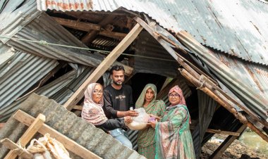 বোরহানউদ্দিনে ঘূর্ণিঝড় রেমালে ক্ষতিগ্রস্ত পরিবারের মাঝে ত্রাণ বিতরণ