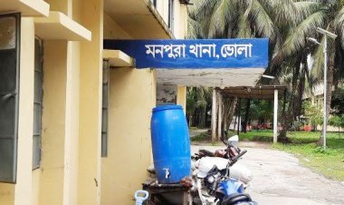 মনপুরায় নদী থেকে দুই জেলের লাশ উদ্ধার