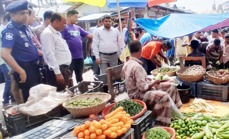লালমোহনে দ্রব্যমূল্য নিয়ন্ত্রণে রাখতে বাজার মনিটরিংয়ে ইউএনও
