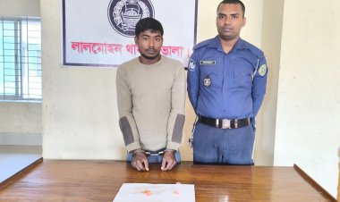লালমোহনে ইয়াবা বিক্রি করতে গিয়ে যুবক আটক